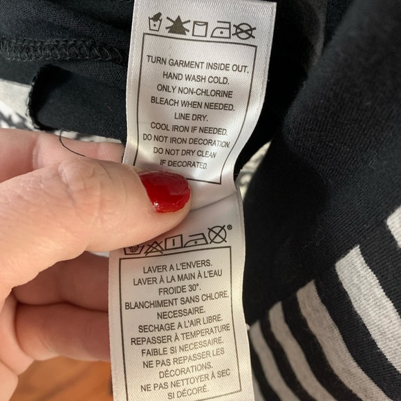 *NWT* Disney boutique, women’s long sleeve shirt with rhinestones, size SX - Picture 8 of 11